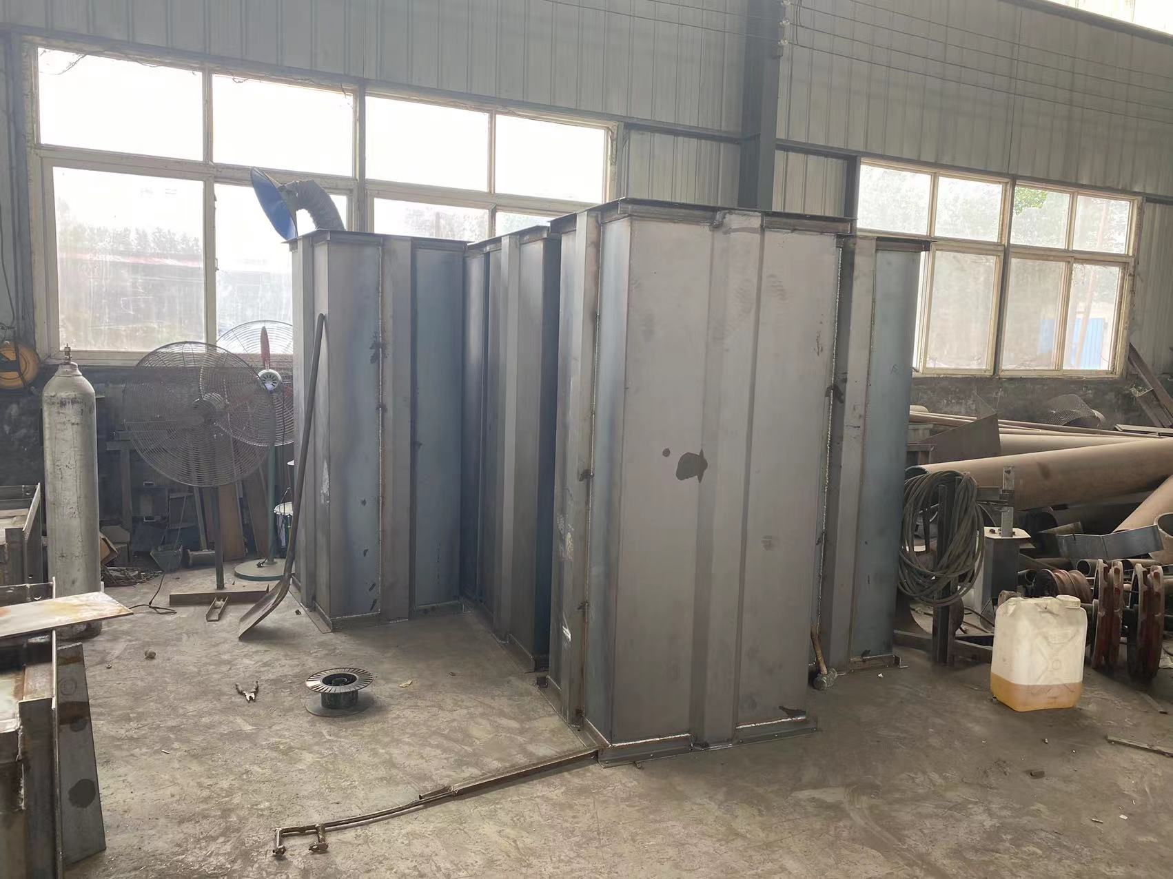 礦用斗式提升機的保養工作