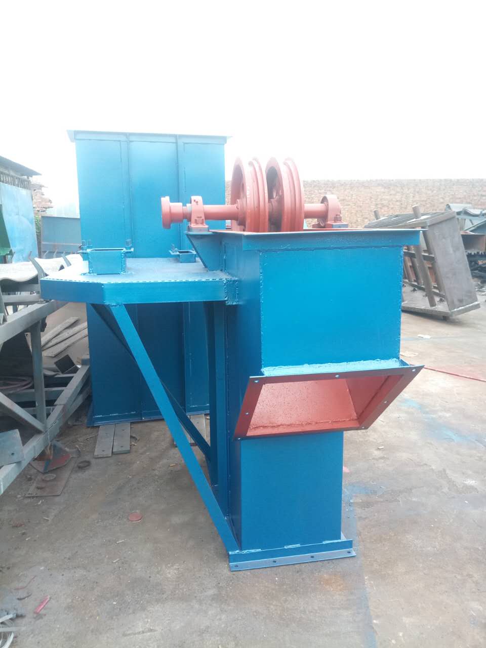 斗式提升機防漏結構改造后的優勢有哪些？